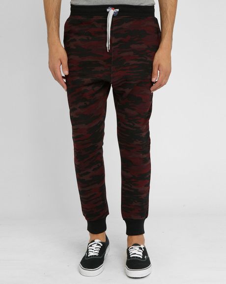 burgundy joggers mens