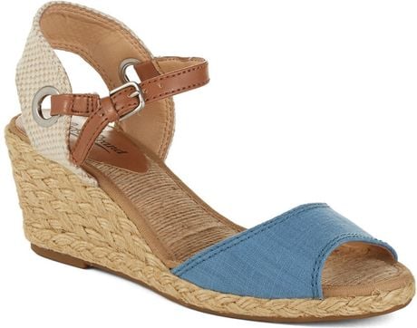 Lucky Brand Kyndra Wedge Sandals in Blue (LIGHT BLUE) | Lyst