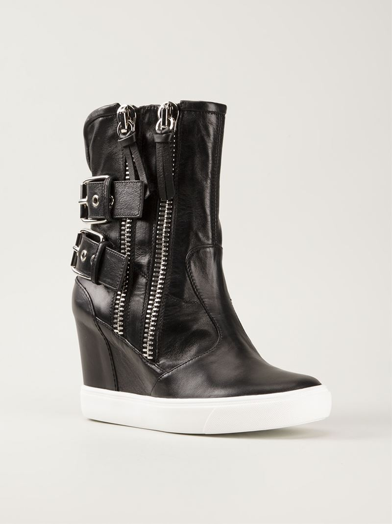 giuseppe zanotti wedge booties