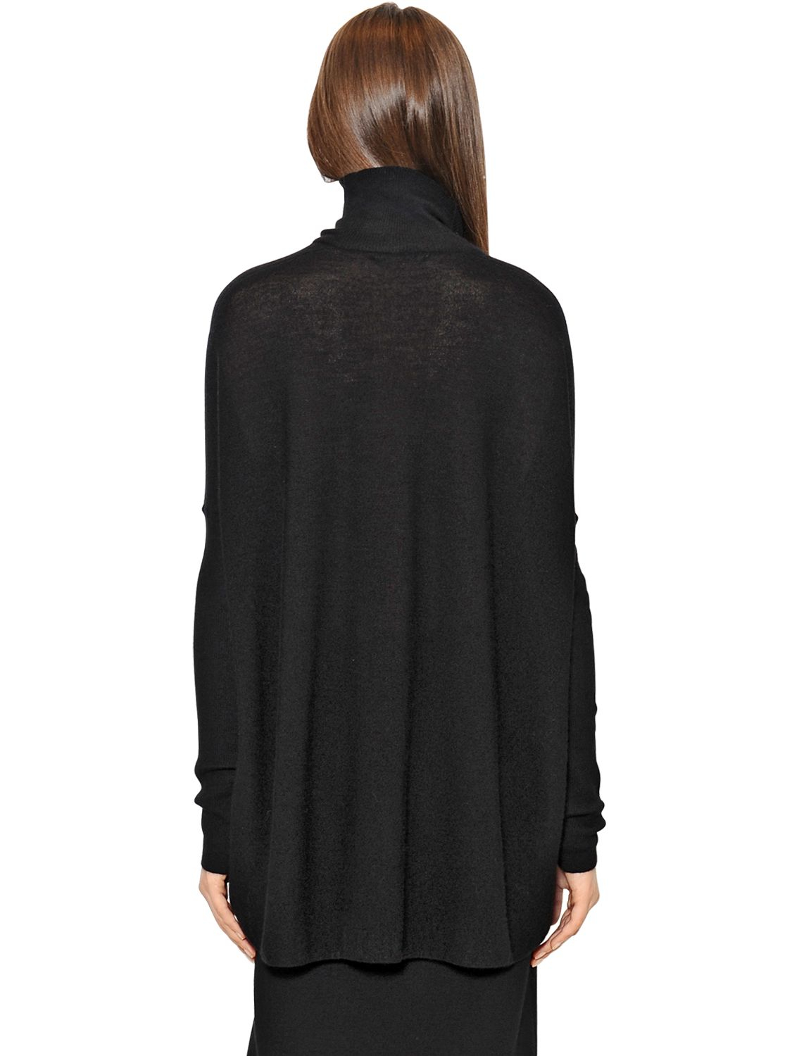 oversized turtleneck black