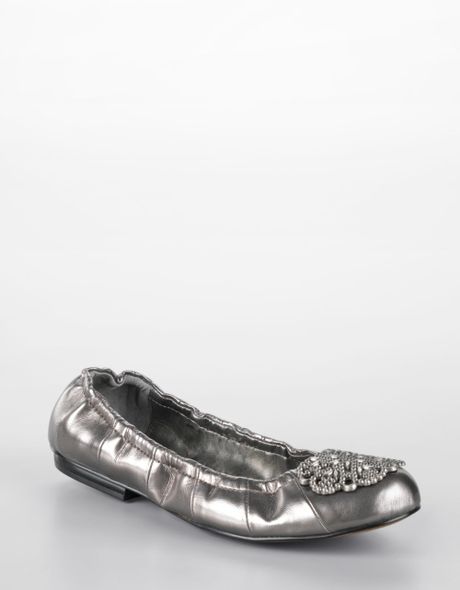 Tahari Valerie Metallic Leather Ballet Flats in Silver (Pewter Leather ...