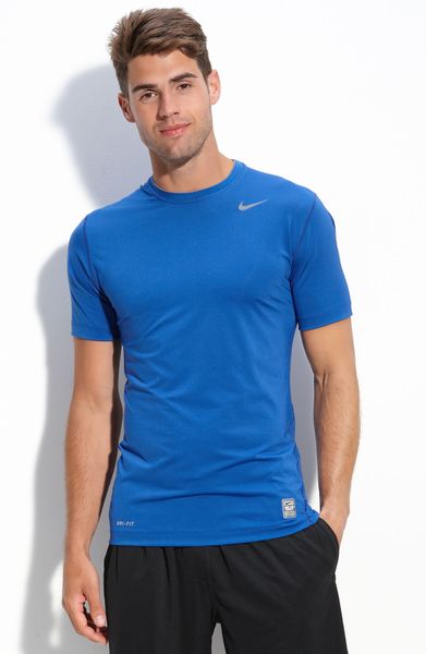 Nike Pro Combat Dri-fit Fitted T-shirt in Blue for Men (varsity royal ...