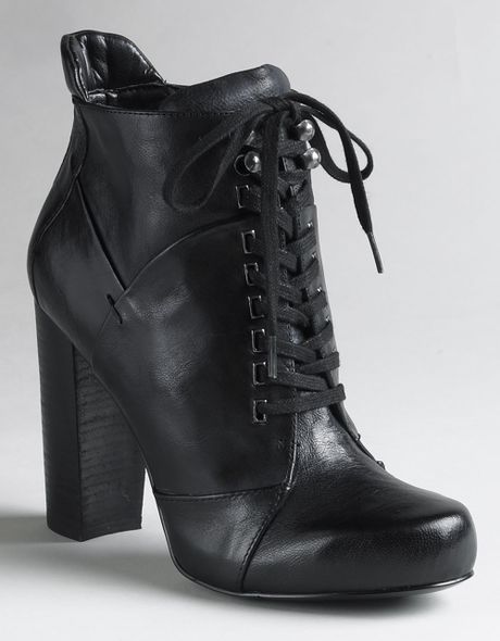 Nine West Check It Lace-up Booties in Black (black leather) | Lyst