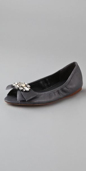 Vera Wang Lavender Lucie Ballet Flats in Gray (charcoal) | Lyst