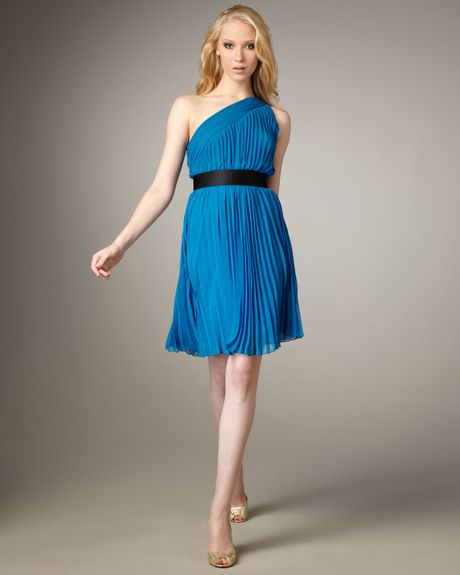 Halston Heritage Pleated One-shoulder Dress in Blue (royal) | Lyst