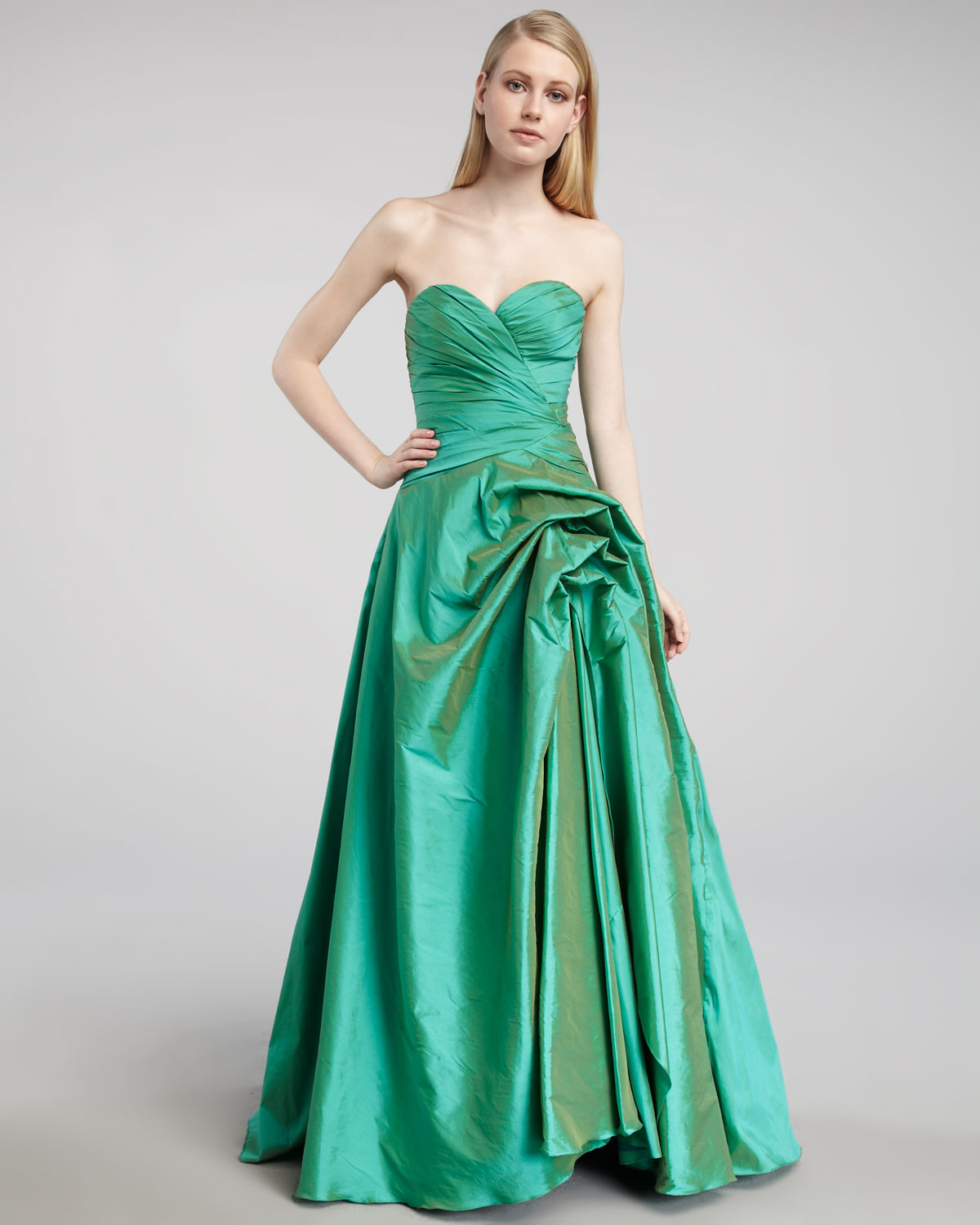 monique lhuillier green gown