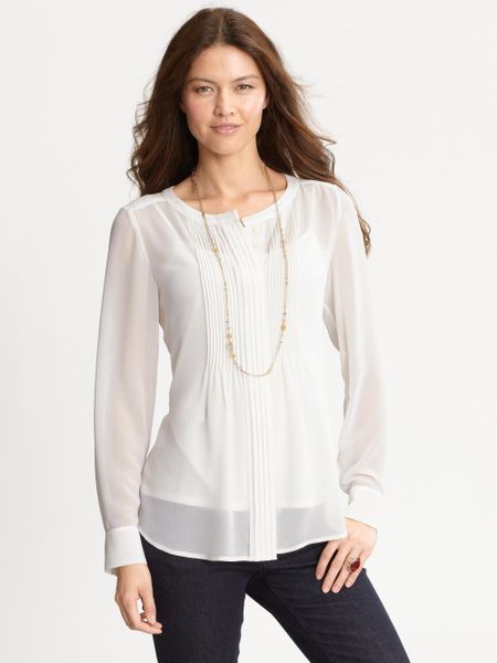 Banana Republic Pintuck Blouse in White (cocoon) | Lyst