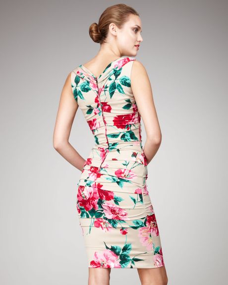 Dolce & Gabbana Sleeveless Floral Sheath Dress in Beige | Lyst