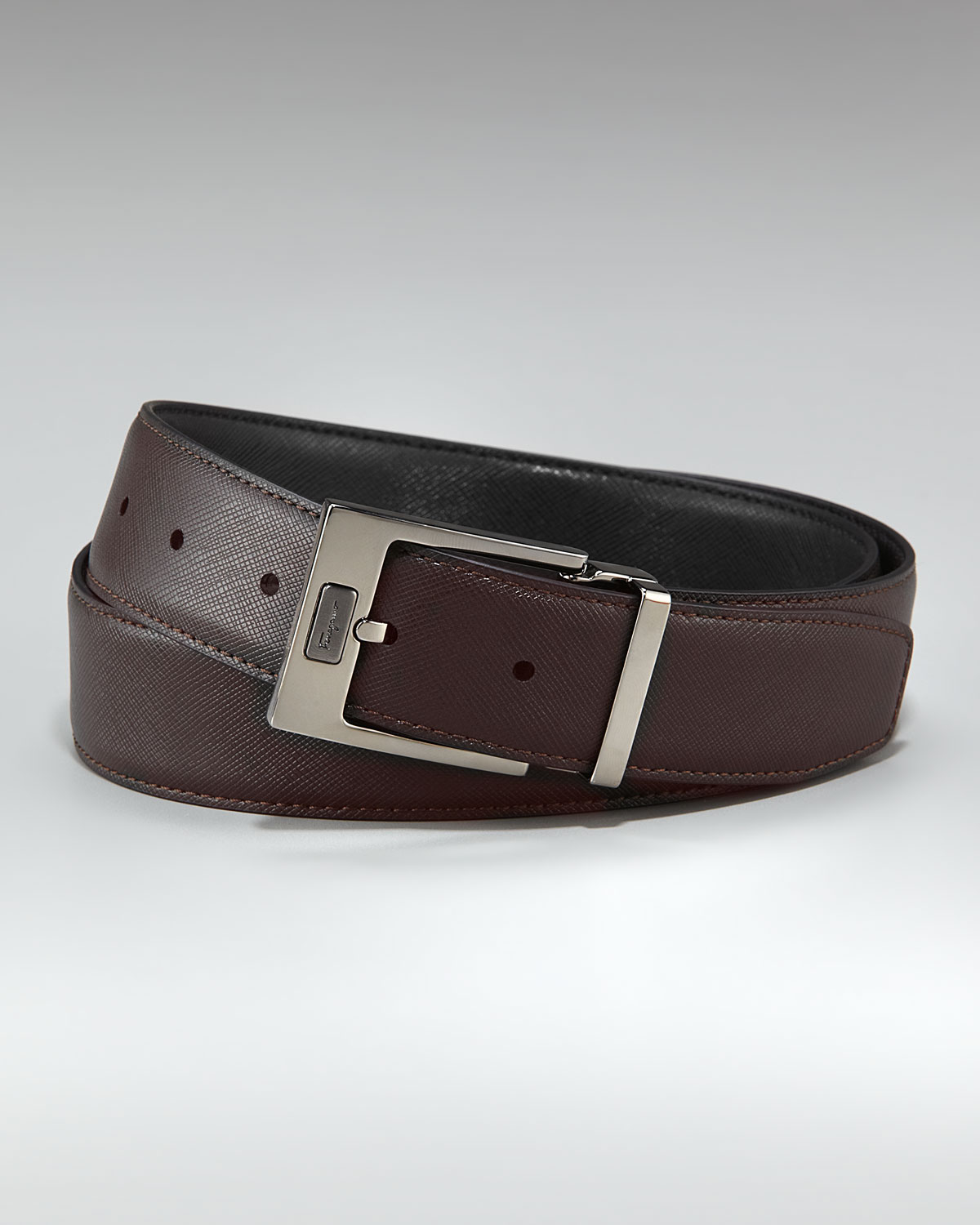 Ferragamo Pebbled Reversible Leather Belt in Black for Men (42) | Lyst