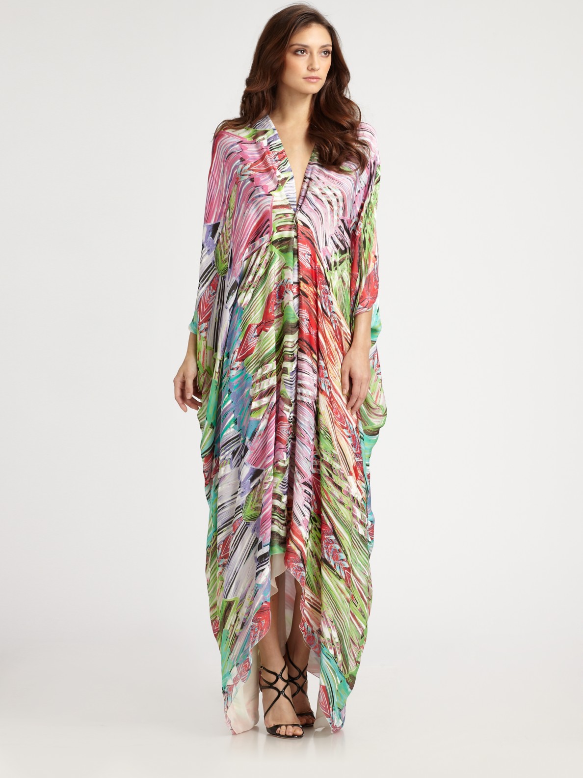 green caftan