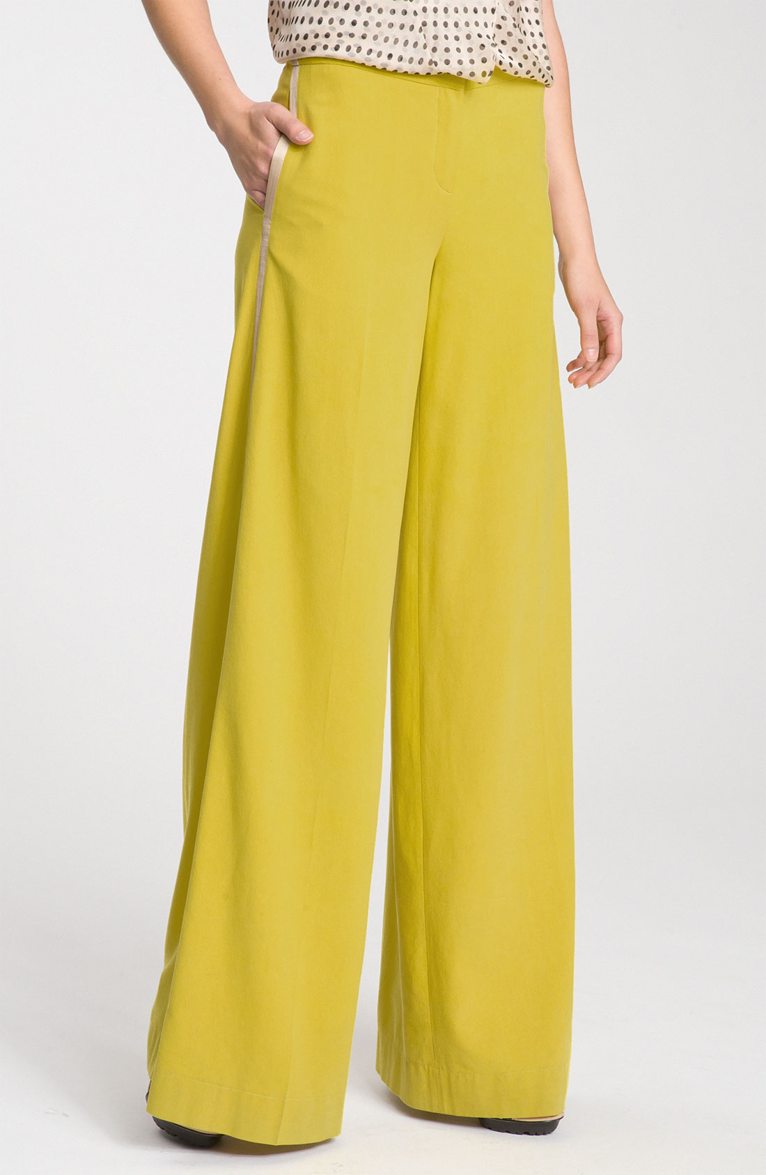 flowy yellow pants