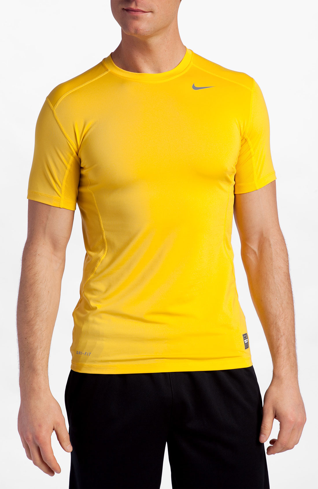 Nike Core Fitted 20 Tshirt in Yellow for Men (varsity maize/ maize ...