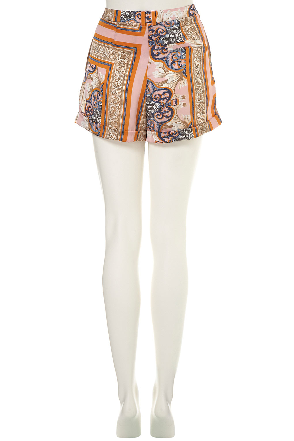 Lyst Scarf Print Shorts in Pink