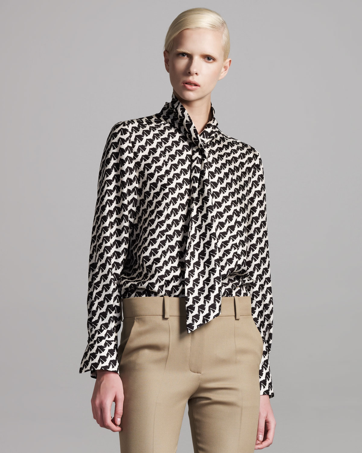 Lyst - Chloé Bird Print Silk Blouse in Black