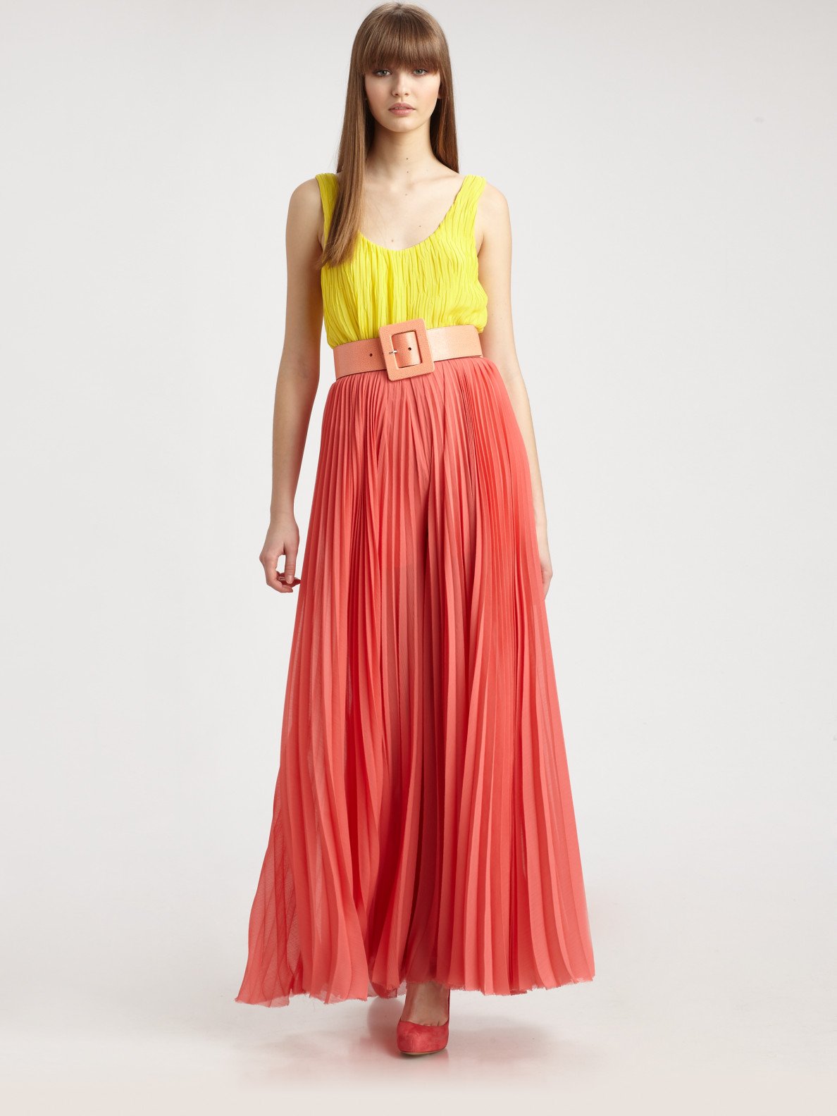 Lyst - Alice + Olivia Leila Pleated Maxi Dress in Red