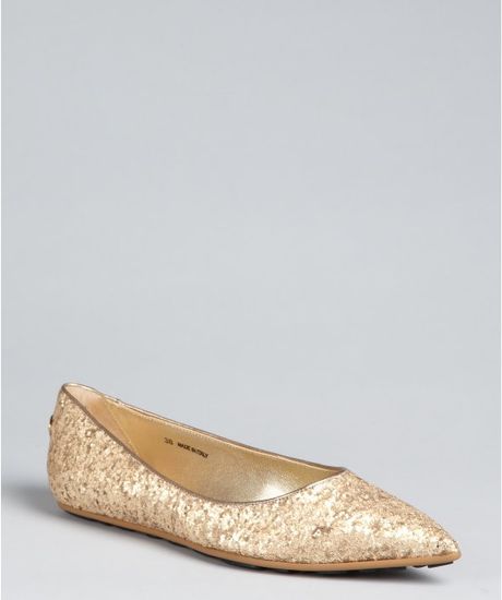 Jimmy Choo Gold Glitter Fabric Glenda Point Toe Flats in Gold | Lyst