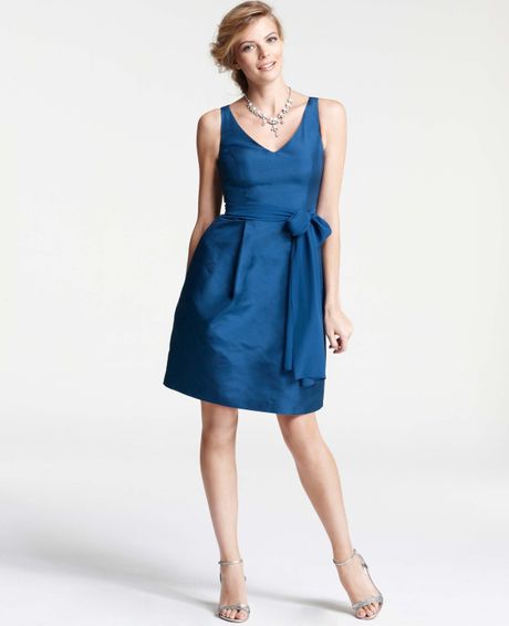Ann Taylor Silk Dupioni V-neck Bridesmaid Dress in Blue (blue waltz) | Lyst
