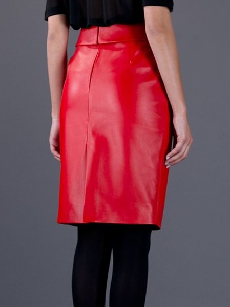 Balenciaga Calf Leather Skirt in Red | Lyst
