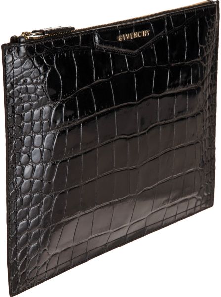 Givenchy Croc-stamped Medium Cosmetic Pouch in Black (gold)