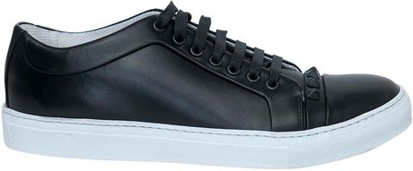 Valentino Studded Leather Sneakers in Black for Men | Lyst