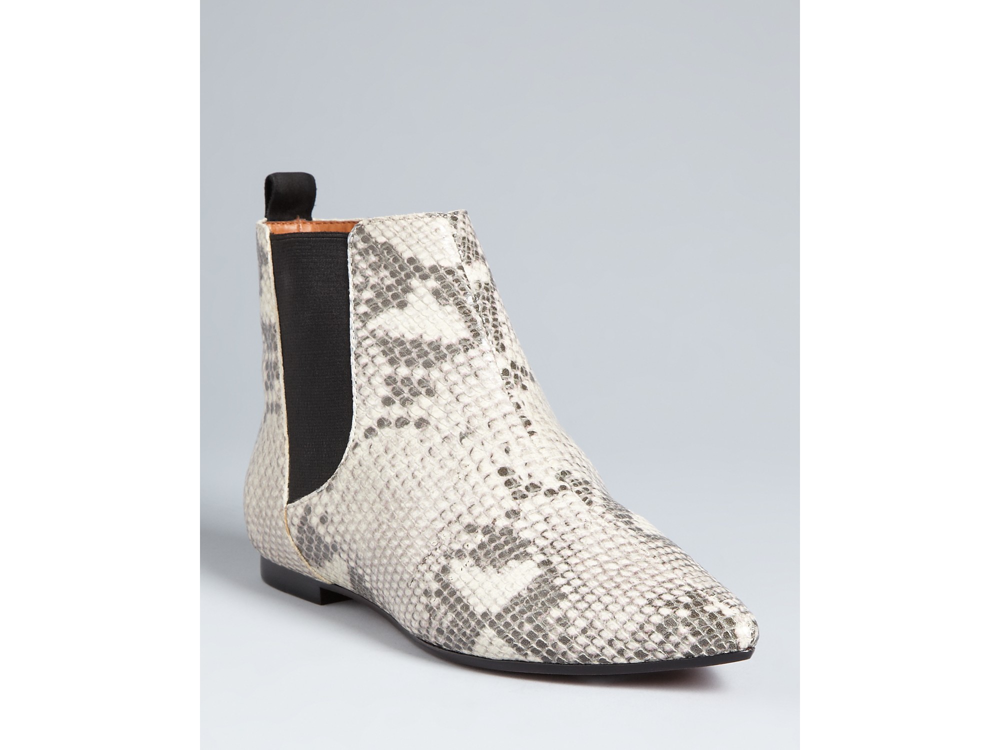 flat chelsea bootie