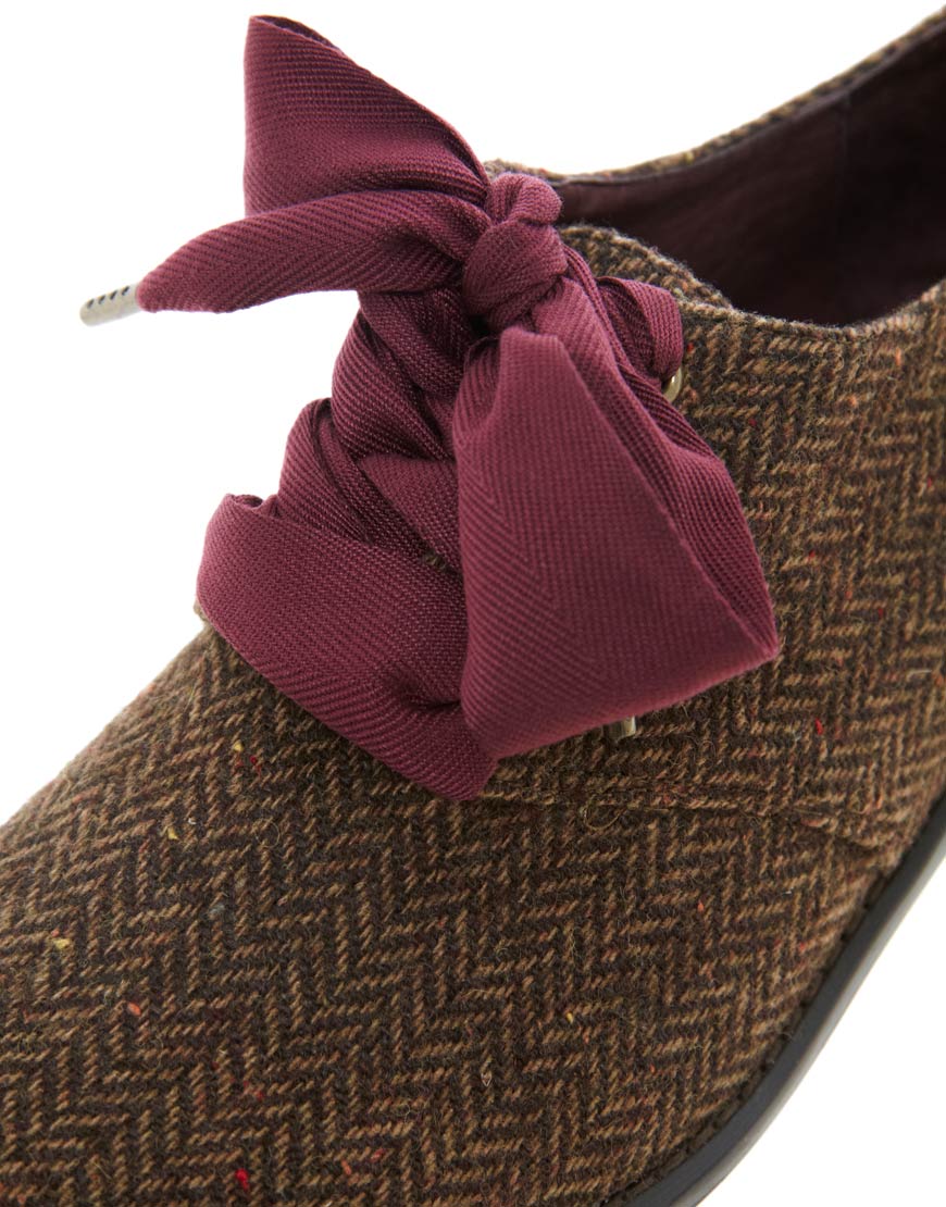 Lyst Ftroupe Flat Ribbon Lace Up Shoes in Brown