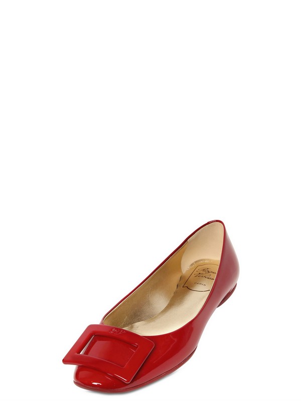 roger vivier patent flats