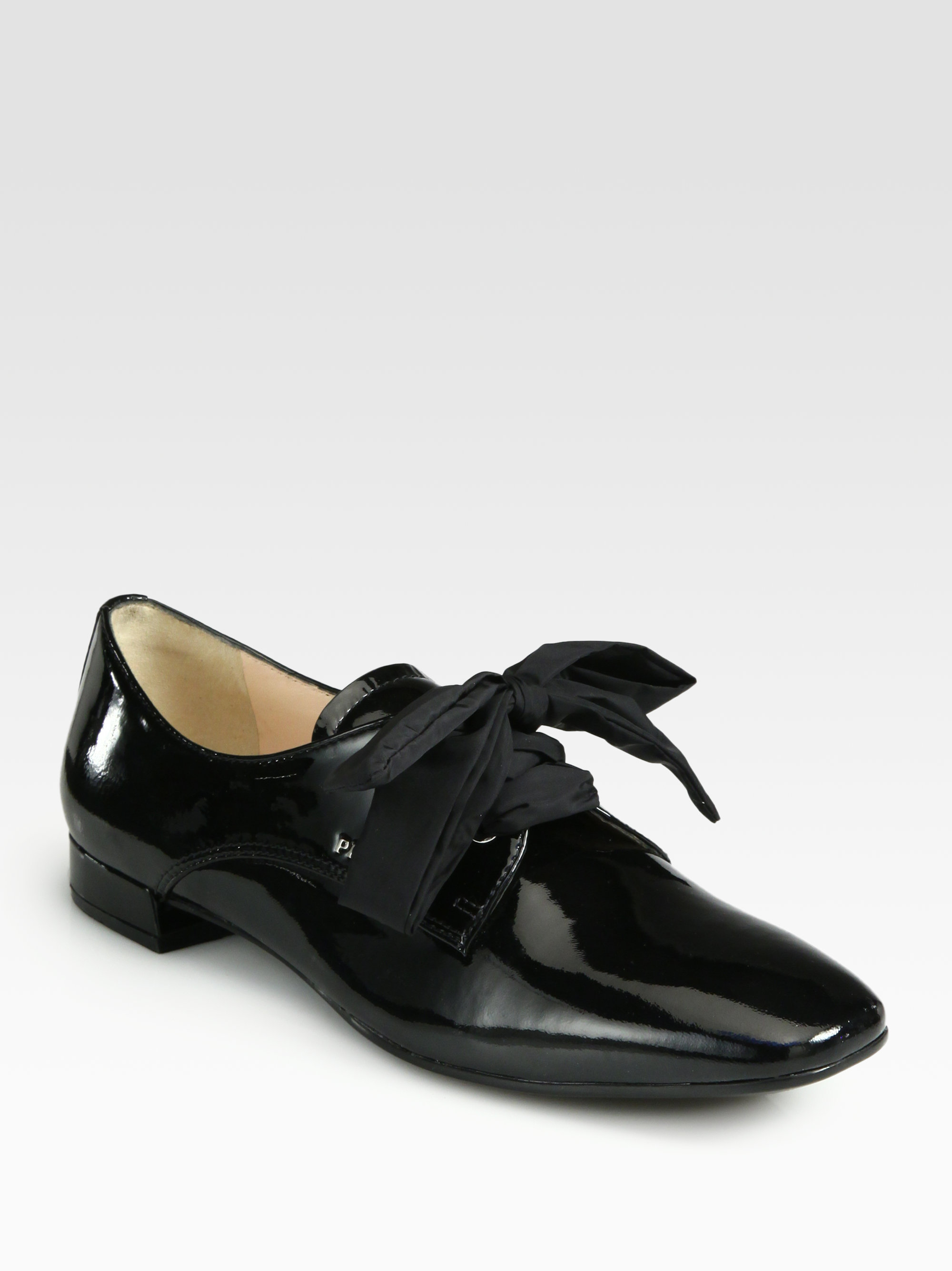 Prada Patent Leather Oxfords in Black - Lyst