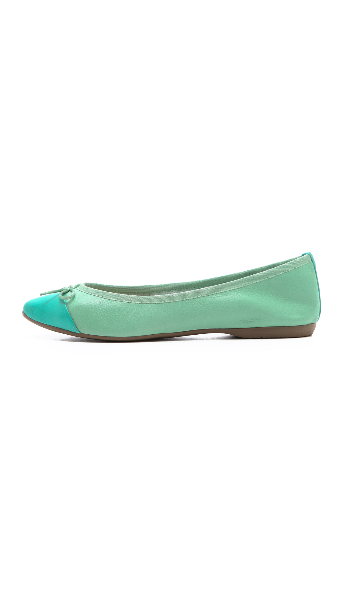 steve madden cap toe flats