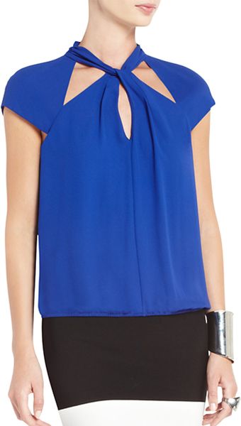 Bcbgmaxazria Maya Twist-neck Top in Blue (royal blue) | Lyst