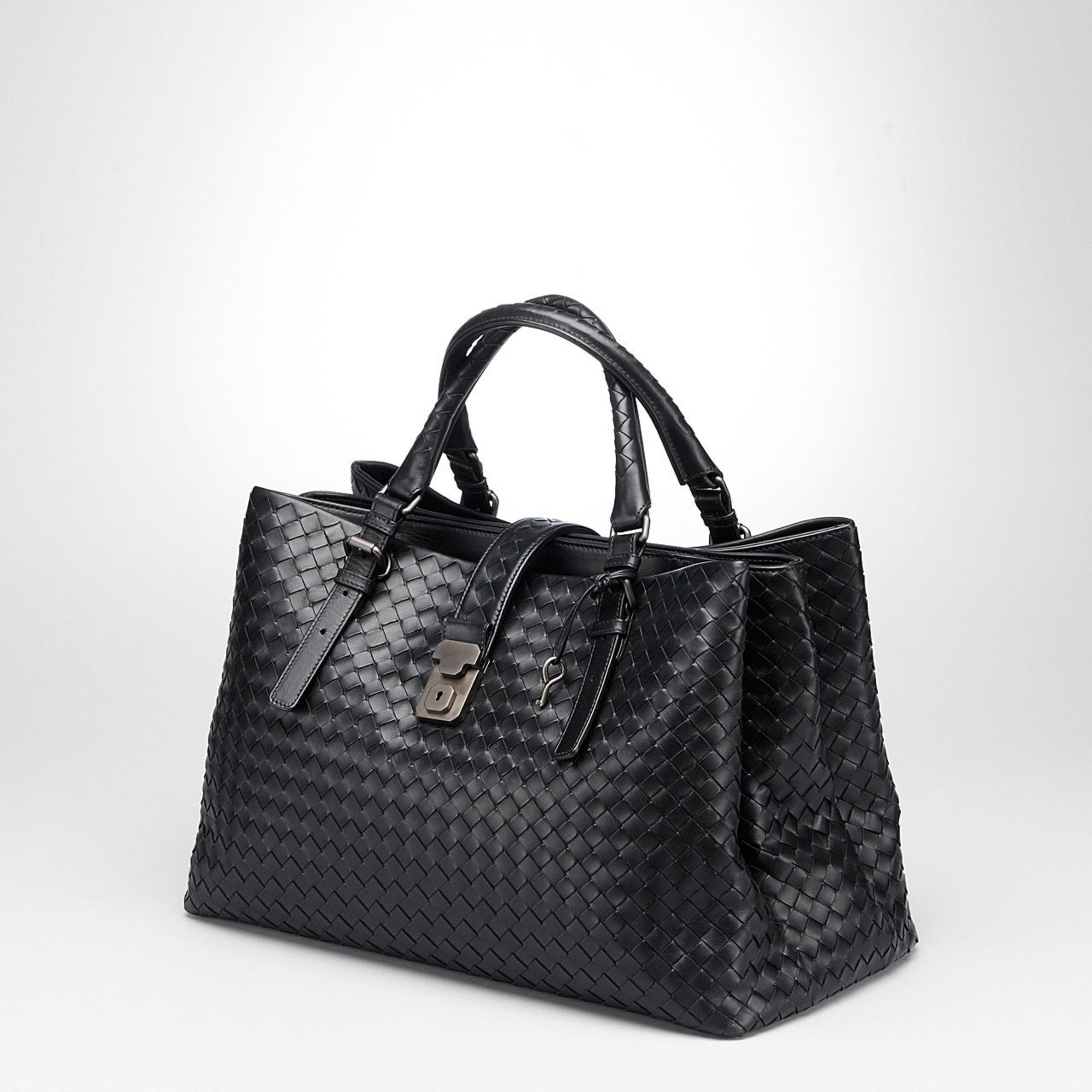 Bottega Veneta Moro Light Calf Intrecciato Roma Bag in Black (nero) | Lyst