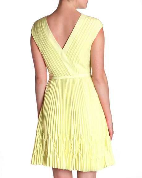 Ted Baker Terna Pleated Hem Dress in Yellow | Lyst