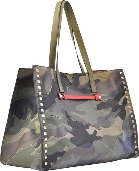 Valentino Shopper Rockstud Camouflage in Green (multi) | Lyst