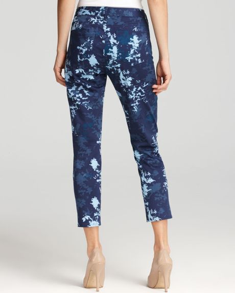 T Tahari Miranda Jeans in Blue (blue cloud) | Lyst