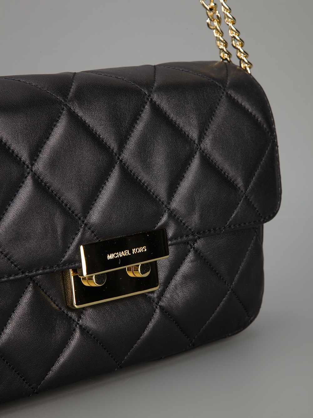 Michael michael kors Quilted Chain Shoulder Bag in Black | Lyst