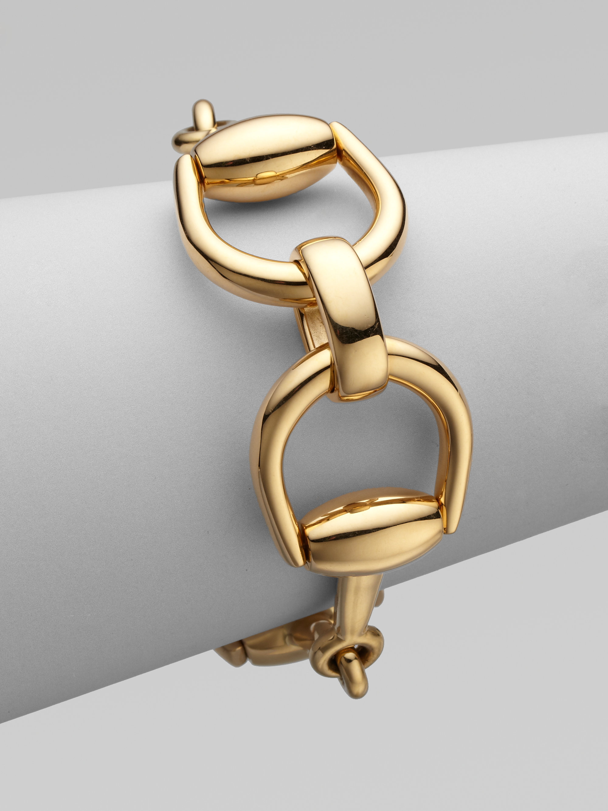 Gucci 18K Yellow Gold Horsebit Bracelet in Metallic | Lyst
