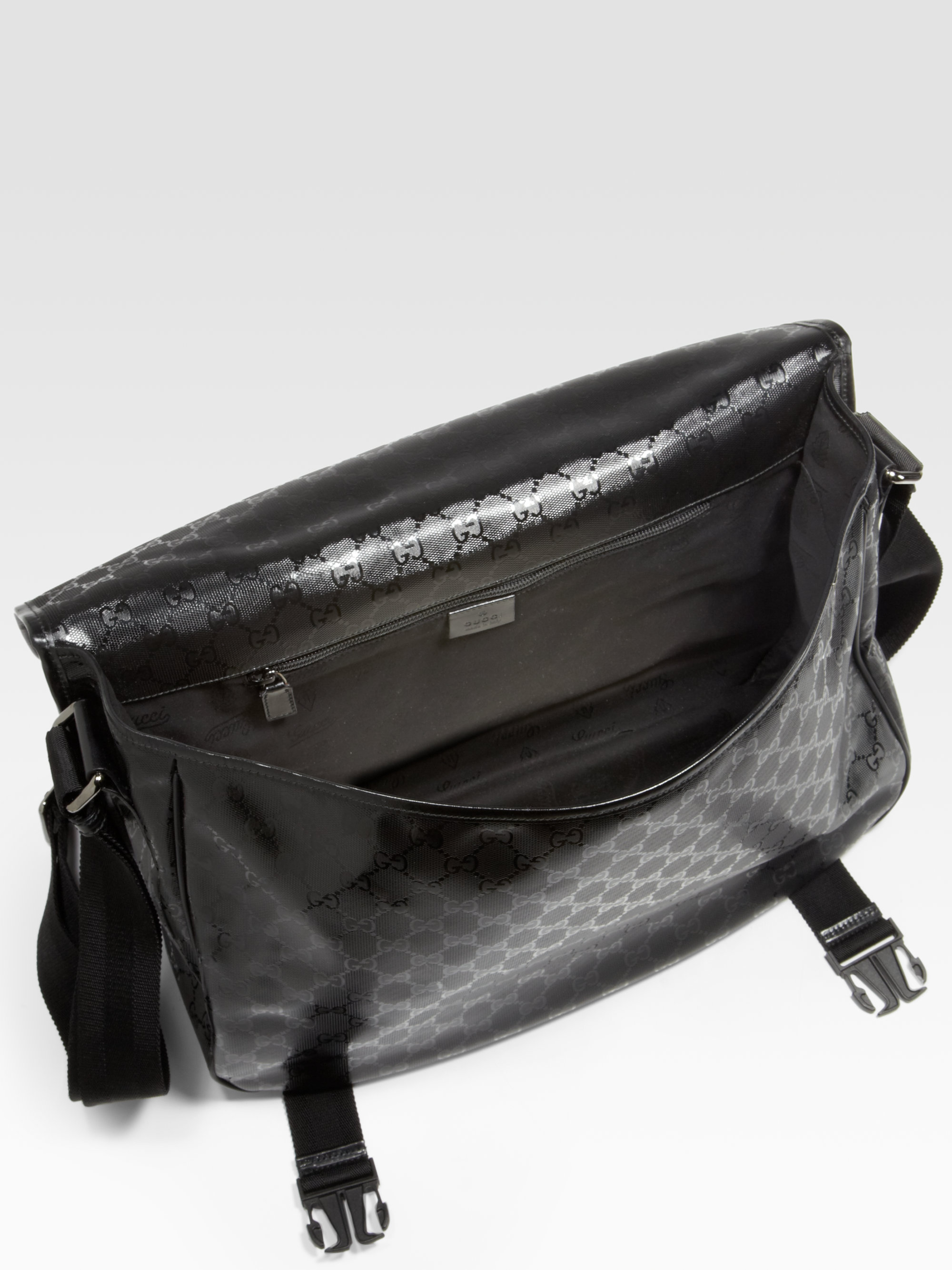 Lyst Gucci Logo Messenger Bag in Black for Men
