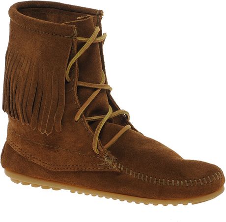 Minnetonka Tramper Brown Hi Ankle Boots in Brown | Lyst