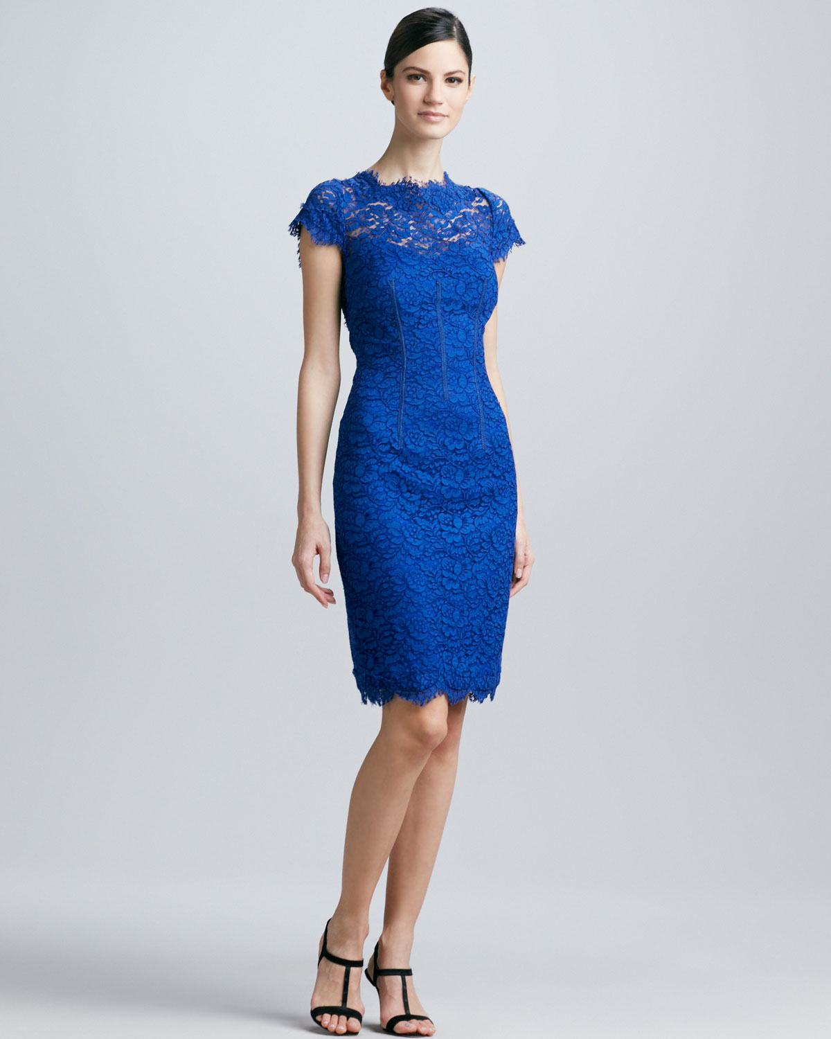Lyst Ml Monique Lhuillier Lace Sheath Tail Dress In Blue Gallery