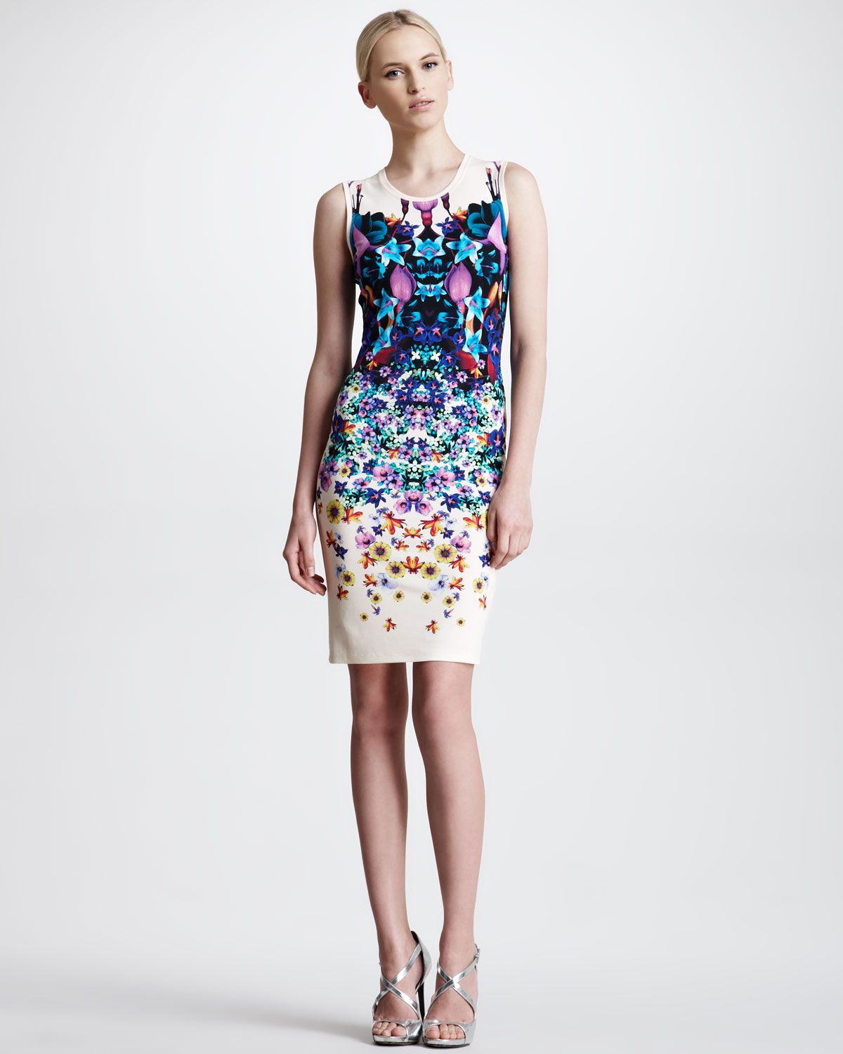 Prague print dress white decor online yarn