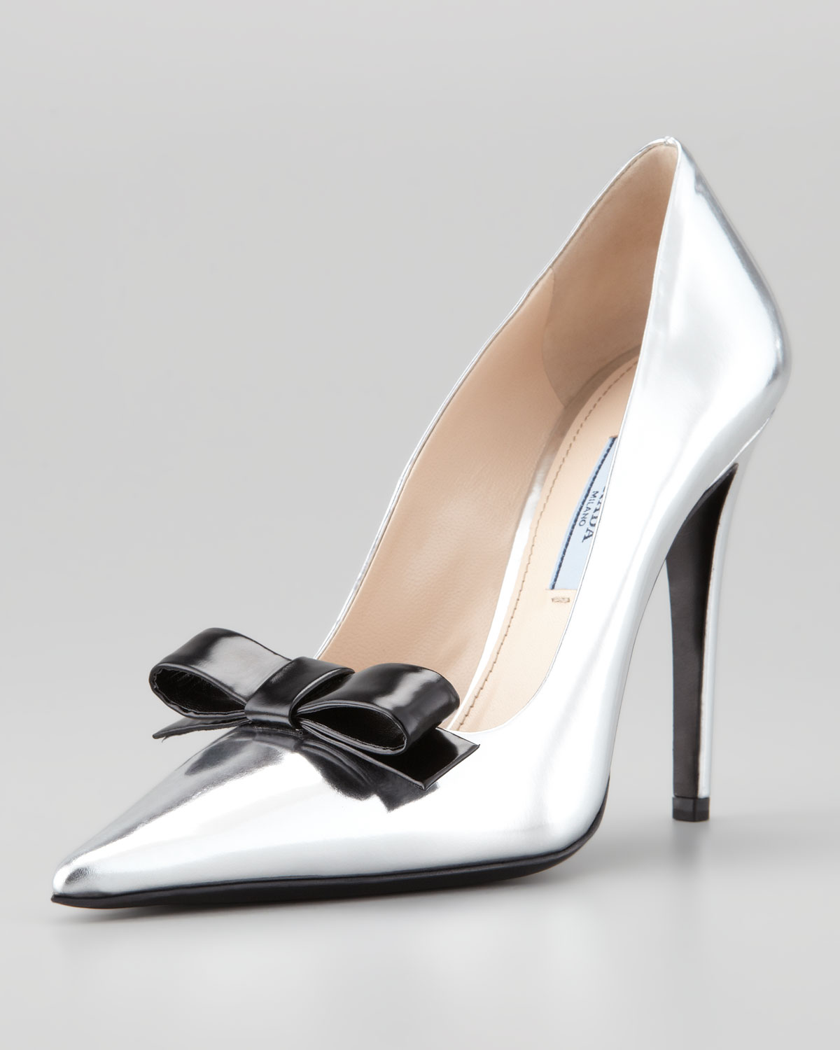 Prada Metallic Patent Bow Pump in White (silver/black) | Lyst  