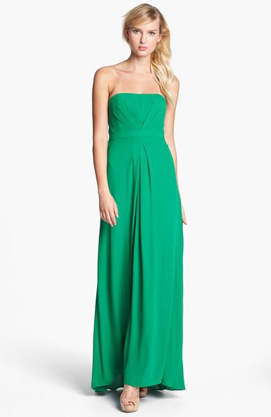 Bcbgmaxazria Strapless Pleated Gown in Green (malachite) | Lyst