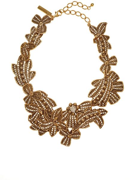 Oscar De La Renta Antique Lace Bib Necklace in Gold (russian gold) | Lyst