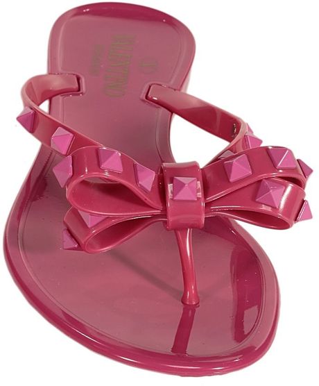 Valentino Thongs with Bow and Lacquered Studs in Pink (fuxia) | Lyst