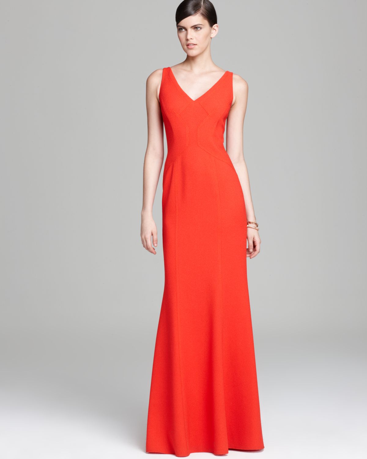 David Meister Gown Sleeveless V Neck in Red (poppy) | Lyst