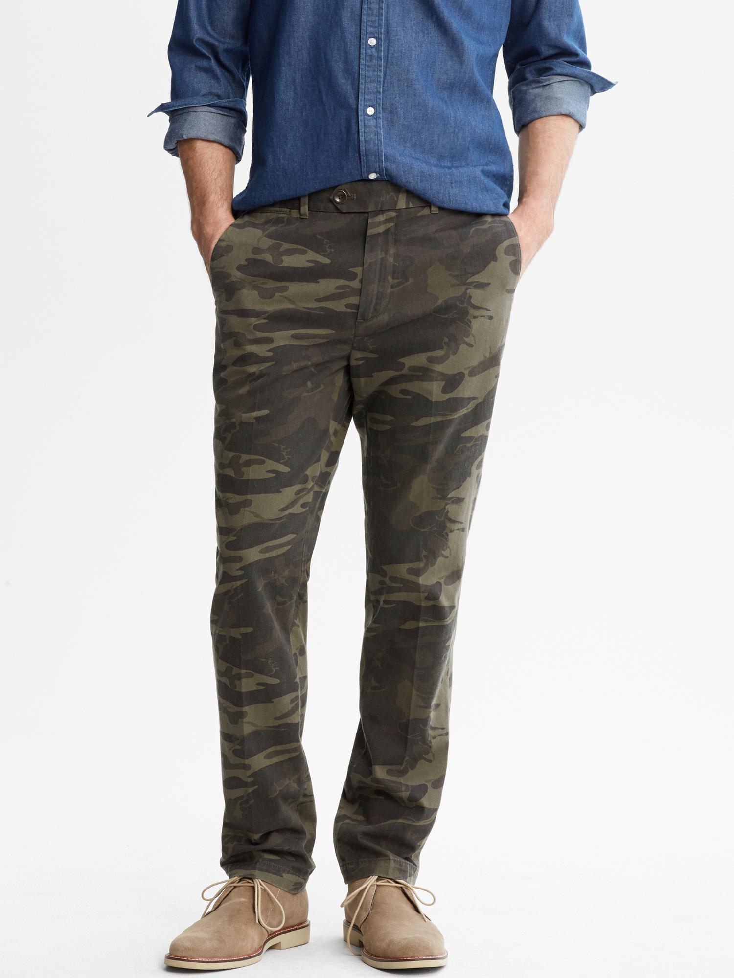 Banana Republic Slim Fit Camo Pant in Green for Men (Camouflage) | Lyst