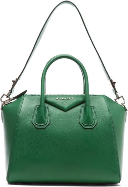Givenchy Antigona Small Bag in Green in Green | Lyst
