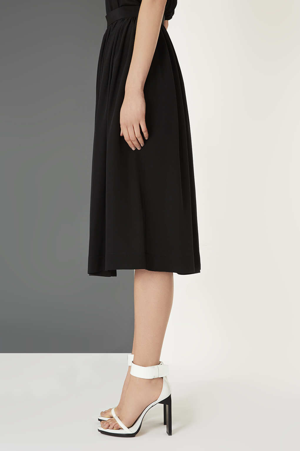 black silk midi skirt outfit