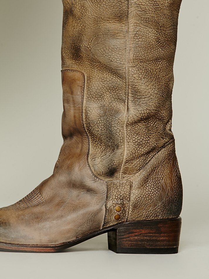 steven lavar boots