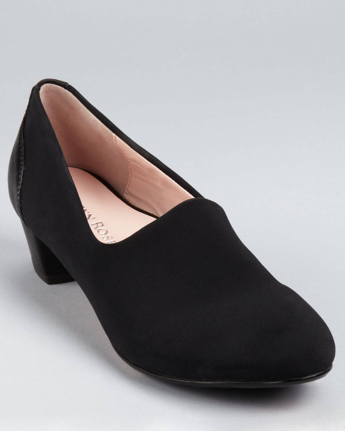 low heel platform pump